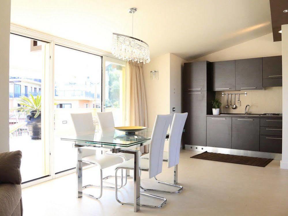 Taonasi Taormina Apartments Luaran gambar