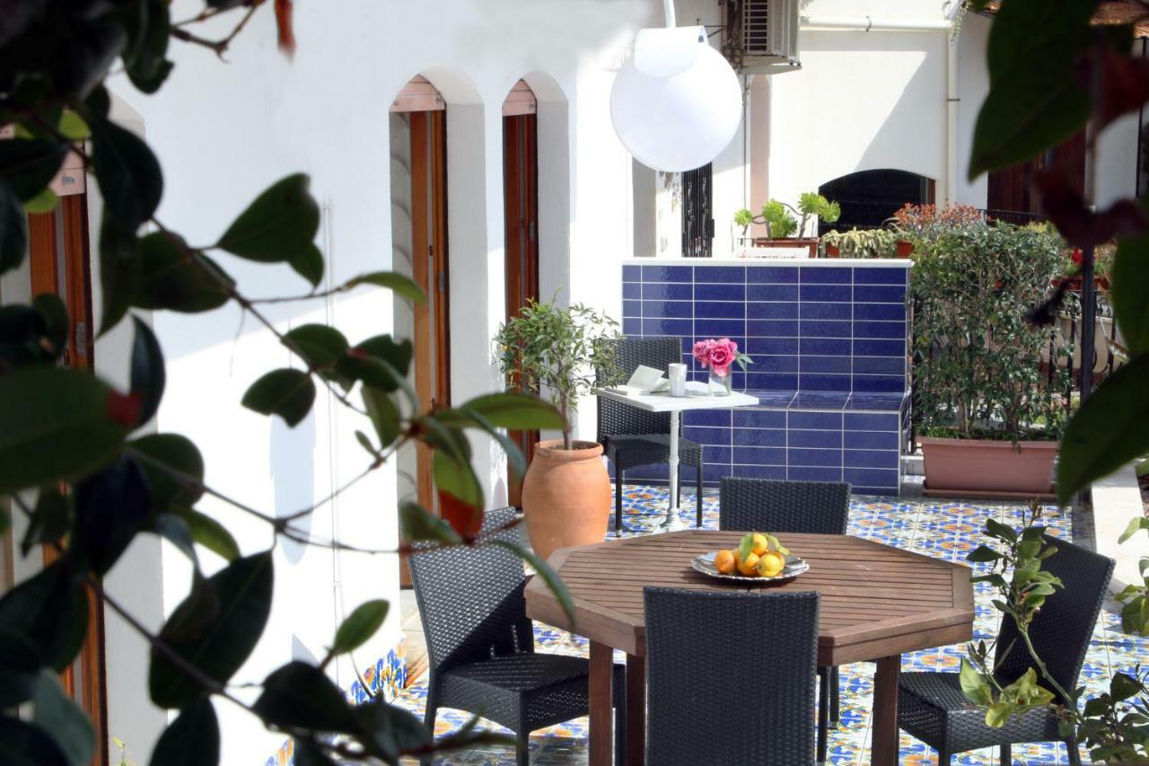 Taonasi Taormina Apartments Luaran gambar
