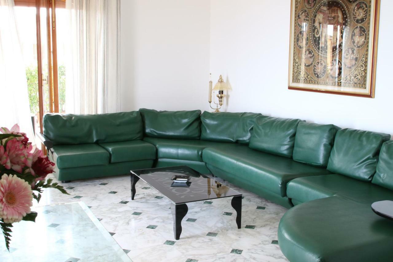 Taonasi Taormina Apartments Luaran gambar